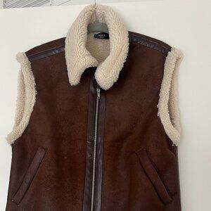 Zip-Up Fleece Lined Down Vest Jacket